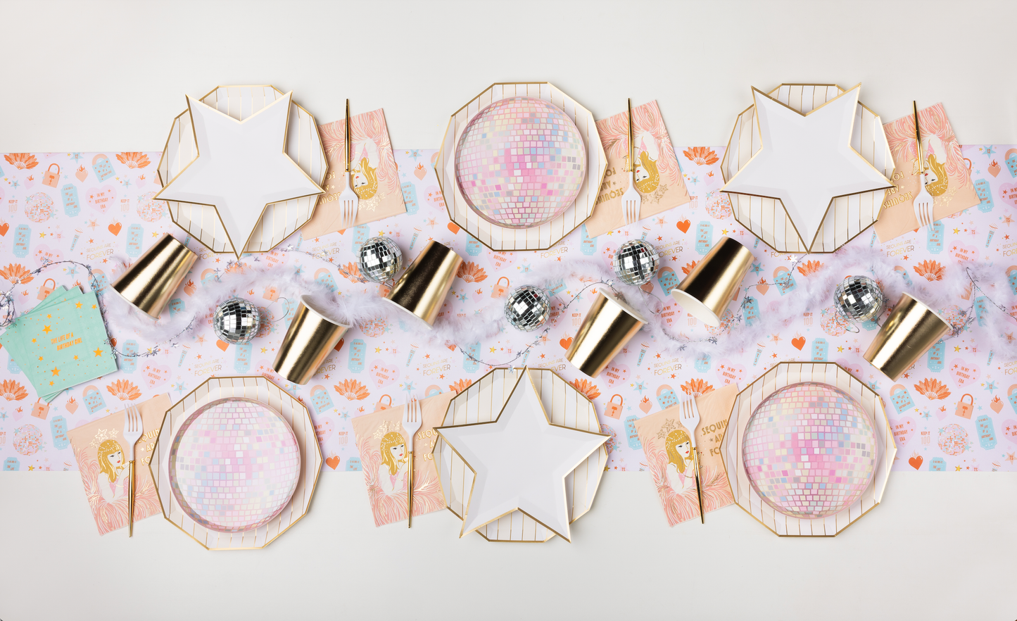 THE LIFE OF A BIRTHDAY GIRL COCKTAIL NAPKINS - 20 pk