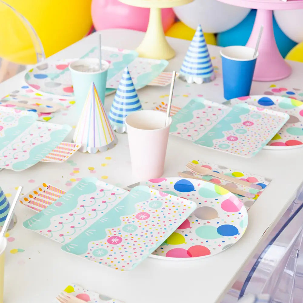 It's A Birthday Balloon Large Plates - 8 pk