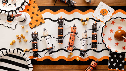 Vintage Characters Party Crackers - 12 pk
